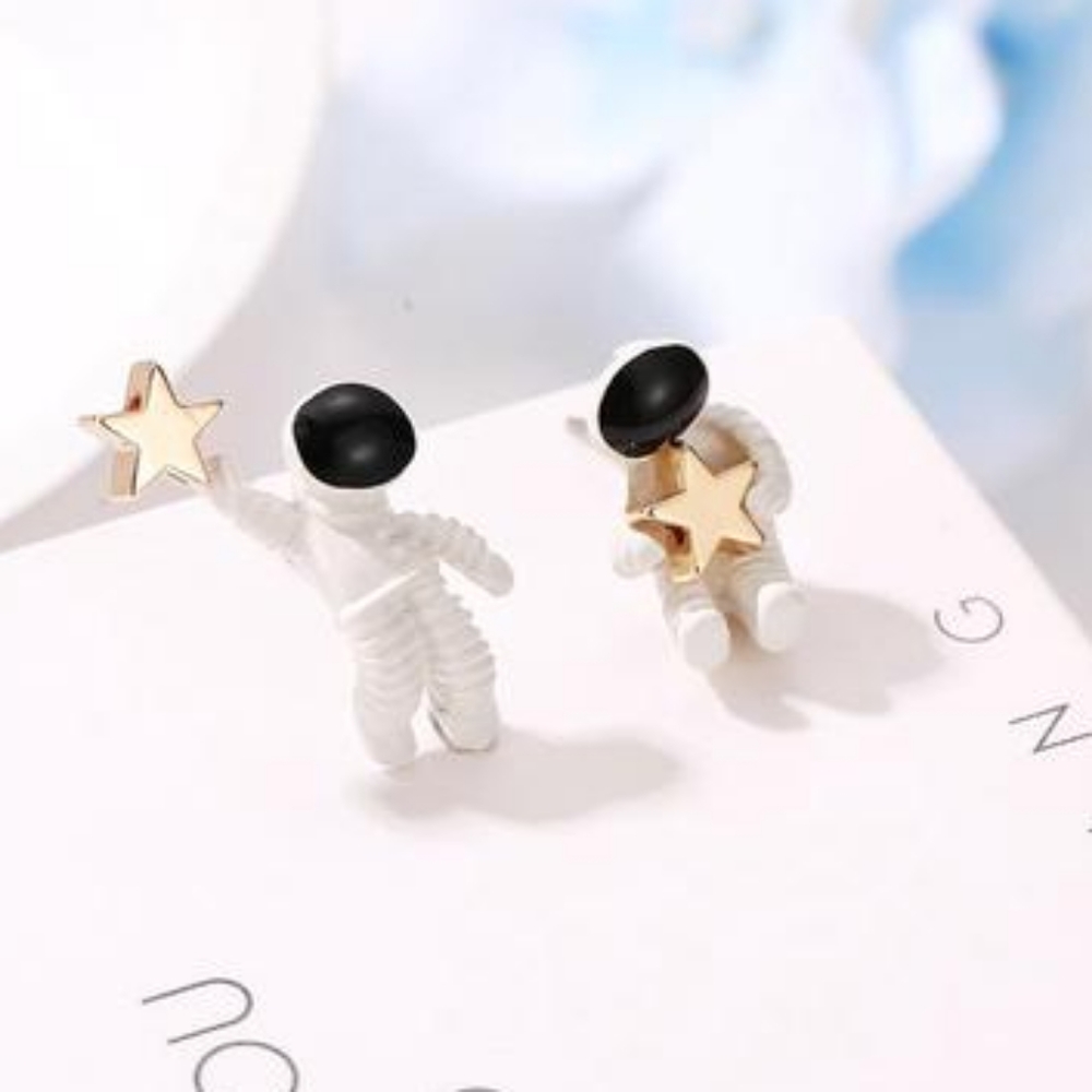 Catch a Star Earrings